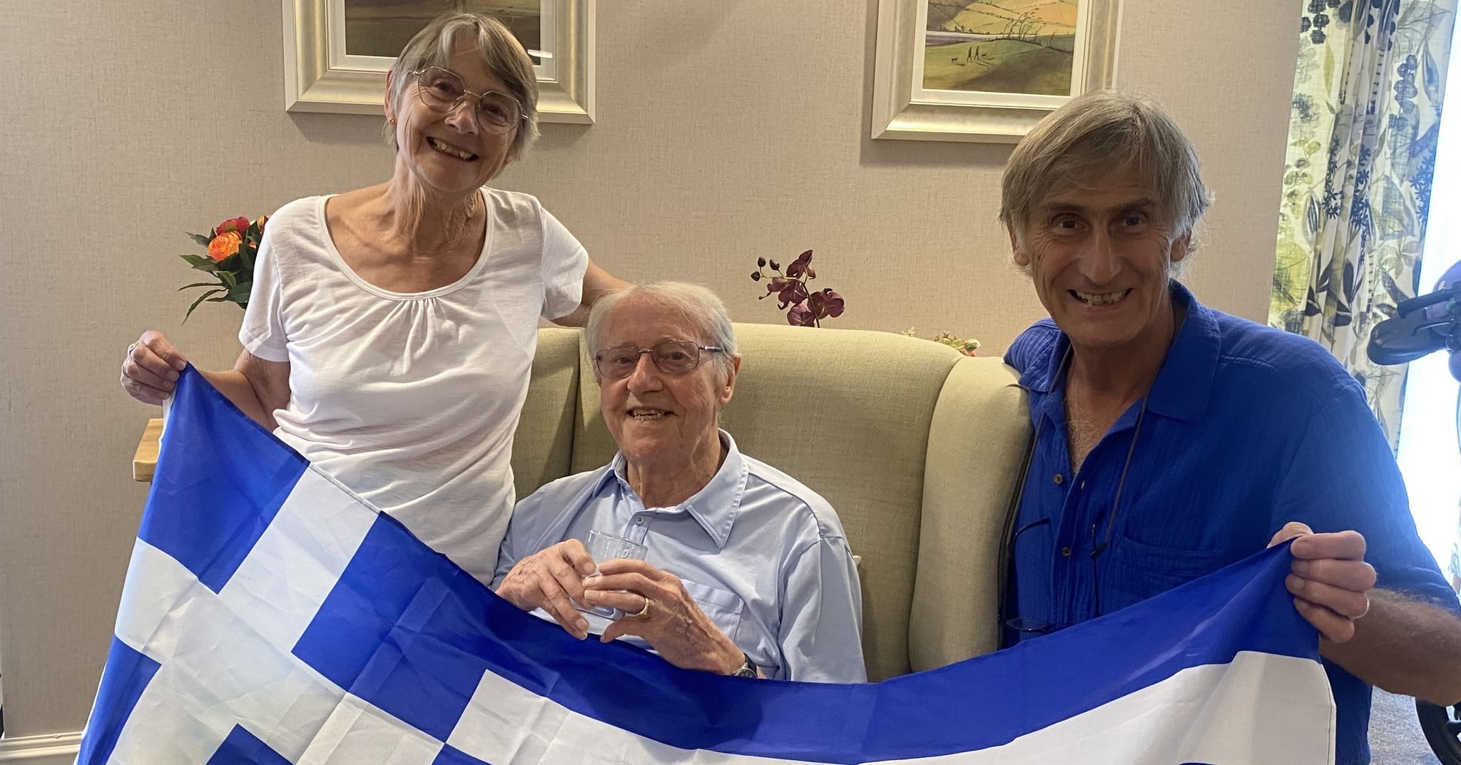 An afternoon in Greece at Lincroft Meadow